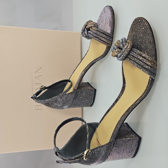 Alexandre Birman Vicky 60 Metallic Block-Heel Sandals - Picture 5 of 16